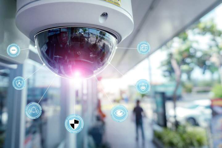 Pose de systèmes de vidéosurveillance à La Réunion